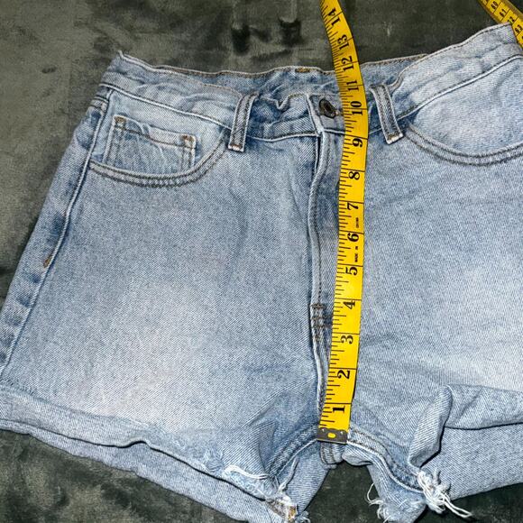 John Galt Denim Shorts Women Medium Blue 100% Cotton Medium Wash Pockets Raw Hem - Picture 6 of 7